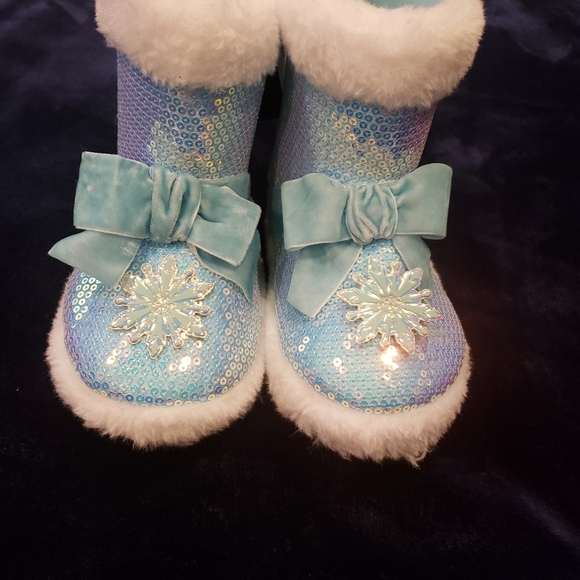 Disney Shoes Disneys Frozen Girls Slippers Poshmark
